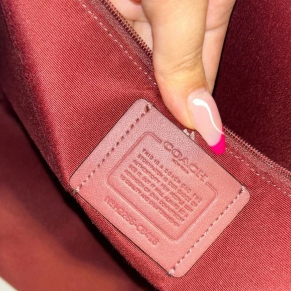 Coach Dempsey Tote 40 In Signature Jacquard - Picture 5 of 7